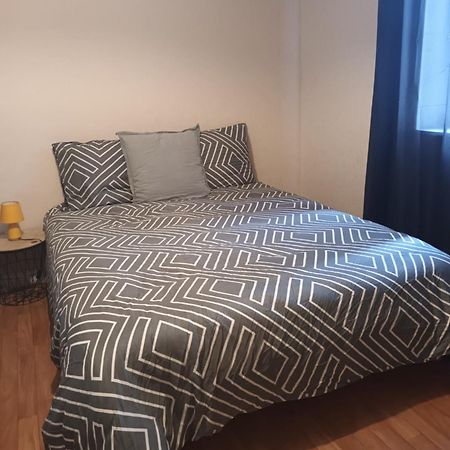 Maison Meublee Avec Parking Мулен Экстерьер фото