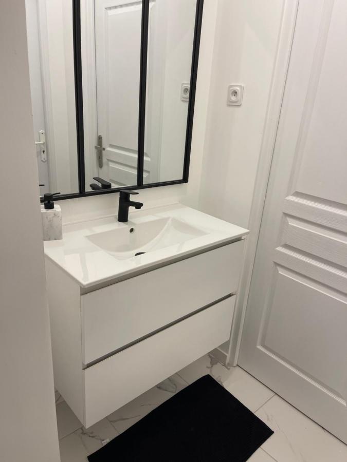 Maison Meublee Avec Parking Мулен Экстерьер фото