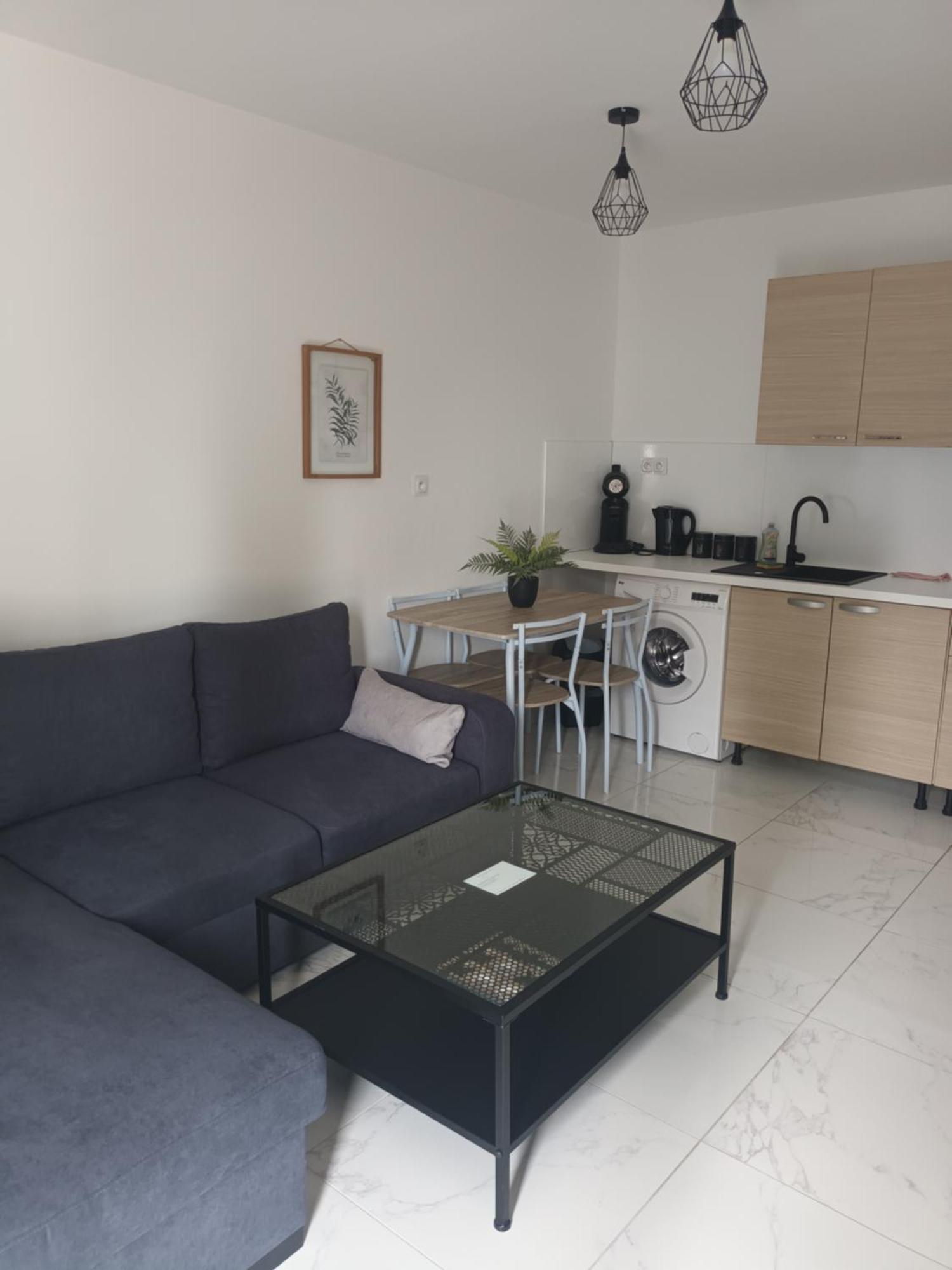 Maison Meublee Avec Parking Мулен Экстерьер фото