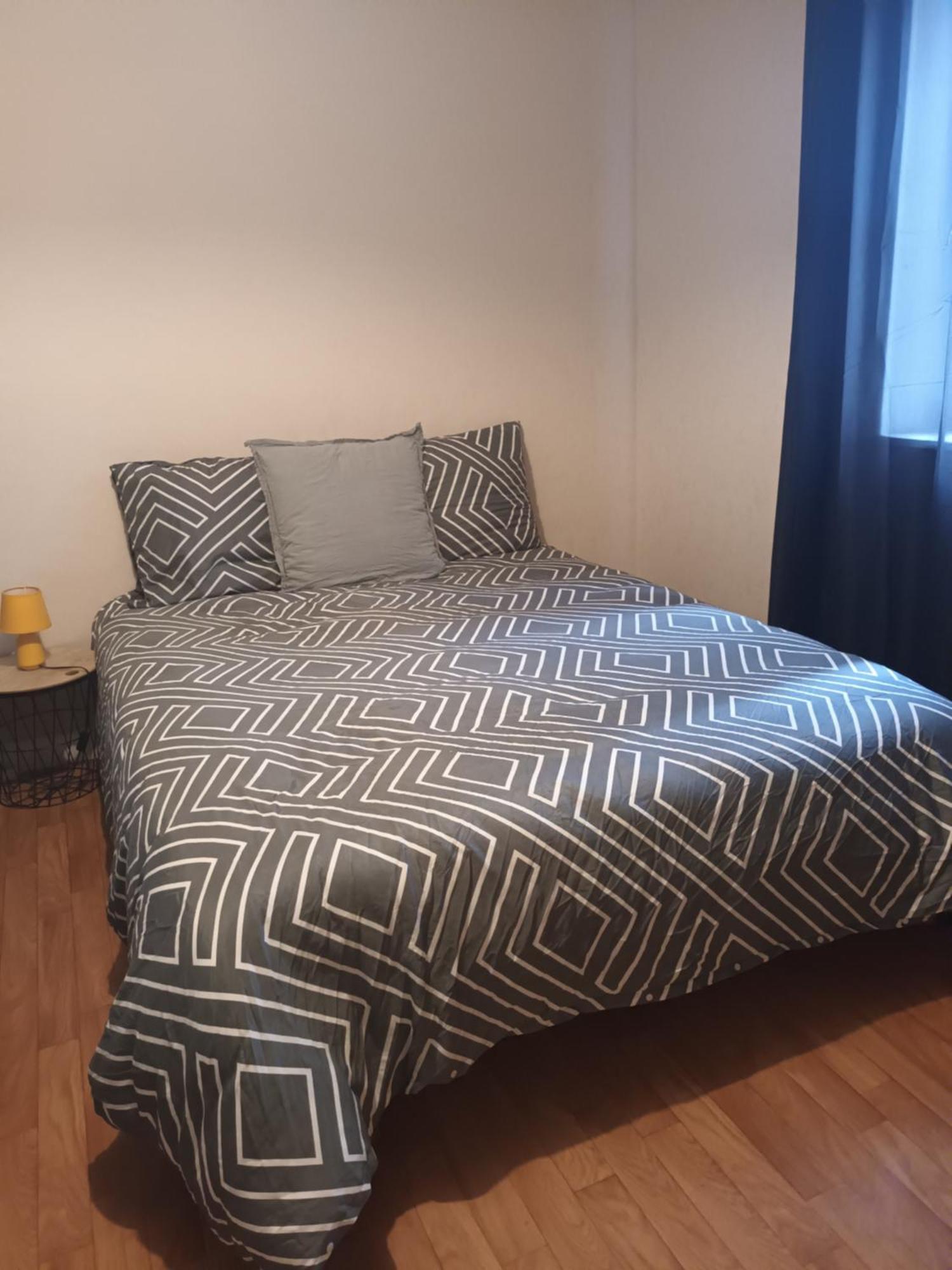 Maison Meublee Avec Parking Мулен Экстерьер фото